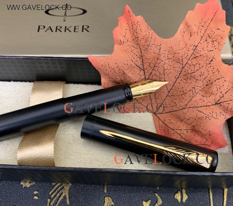 Replica PARKER IM Fountain Pen Black Matte